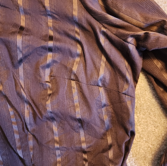 Women's button down blouse - Picture 3 of 4